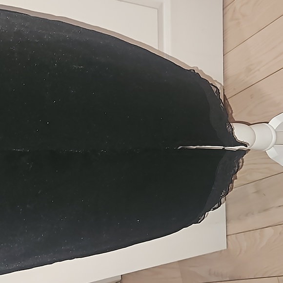 MADISON +HUDSON Women Luster Black Velvet Spaghetti straps Mini Dress Size M - Picture 8 of 13